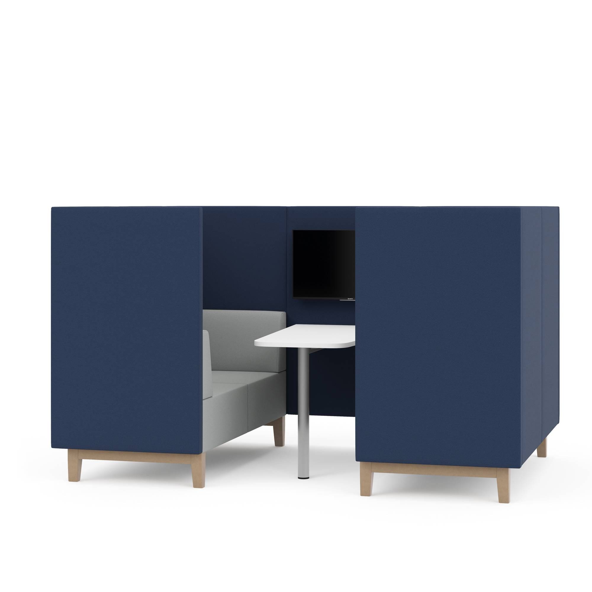 FENCE 4-Seat Booth